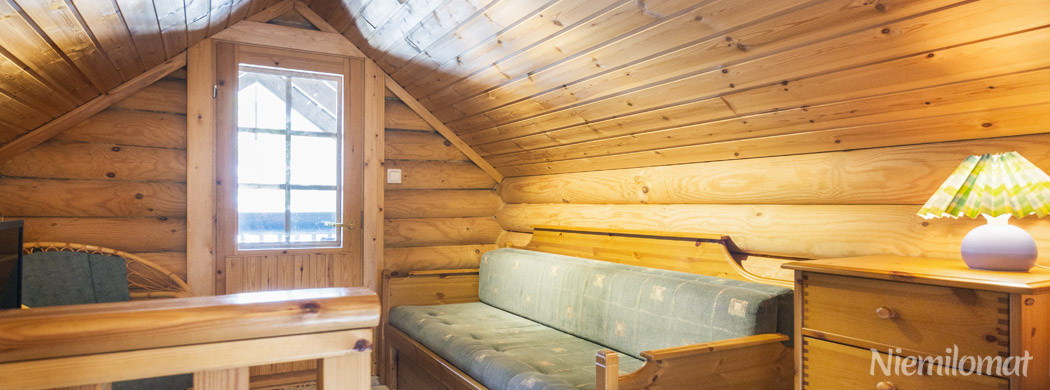 Ullan pirtti timber log cottage